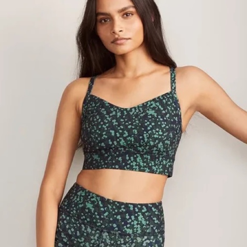 New NWOT Boden Jessica active bra sports navy dot US 2